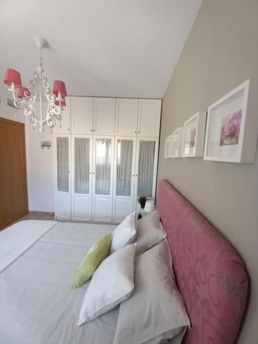 Apartamento Tranquilo Cerca De Zonas Verdes シエサ エクステリア 写真