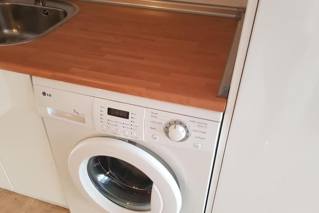 Apartamento Tranquilo Cerca De Zonas Verdes シエサ エクステリア 写真